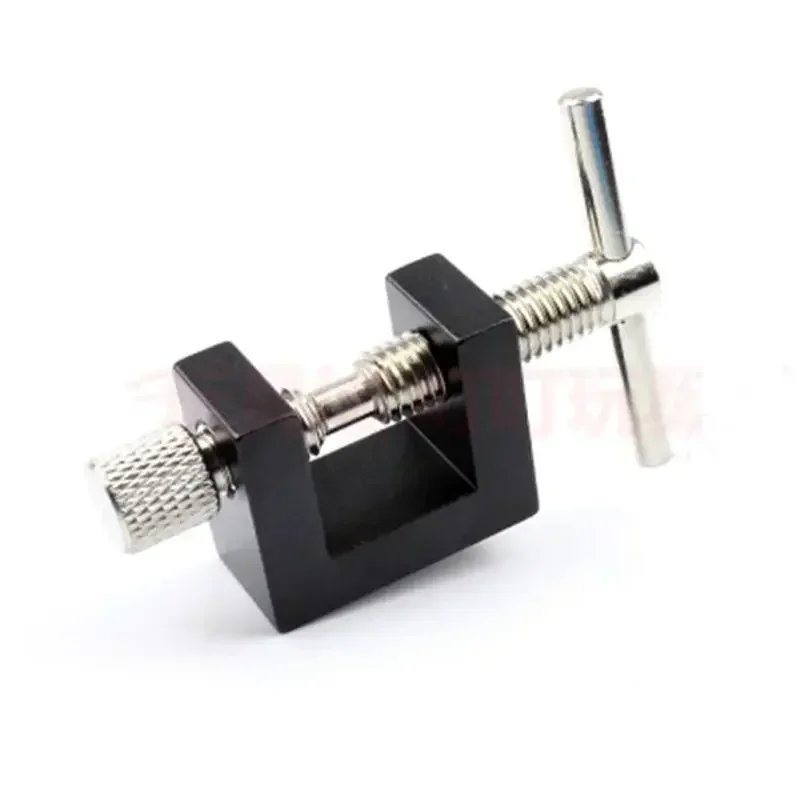Tamiya Model Mini 4Wd - Направляющее колесо в сборе и снятие