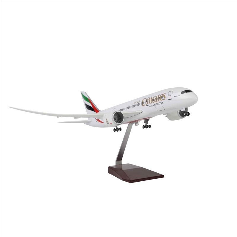 Модель самолета Эмираты 787, р – обзор и цена Model Airplane Plastic